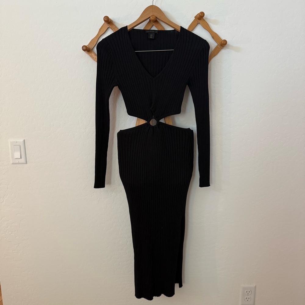 House of Harlow 1960 Black Long Sleeve Cut-Out Dress